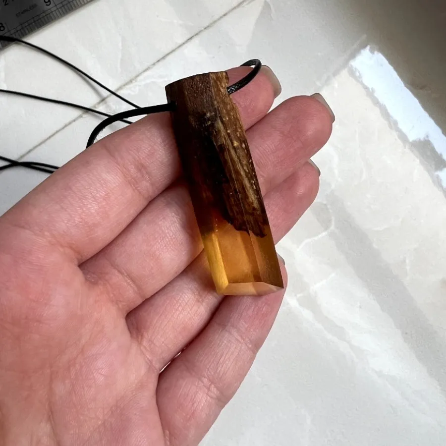 گردنبند چوبی دستساز