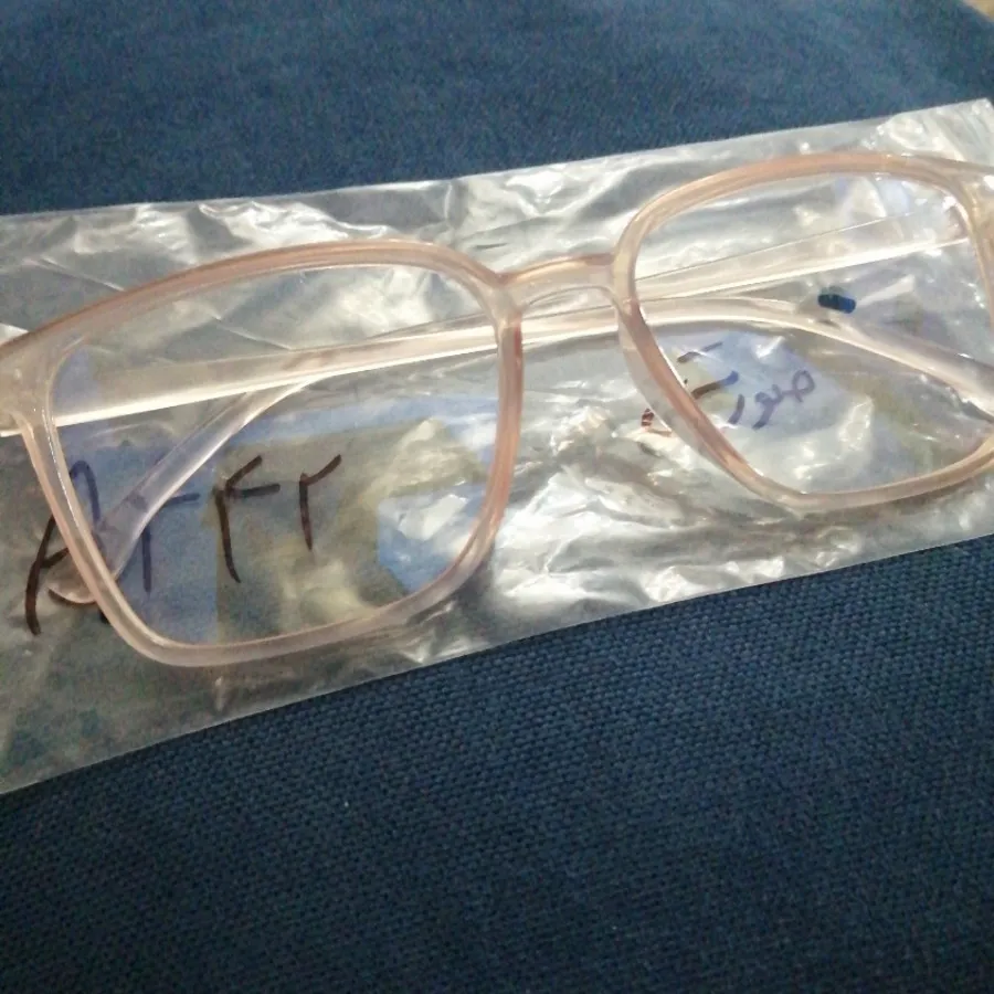 عینک بلوکات صورتی