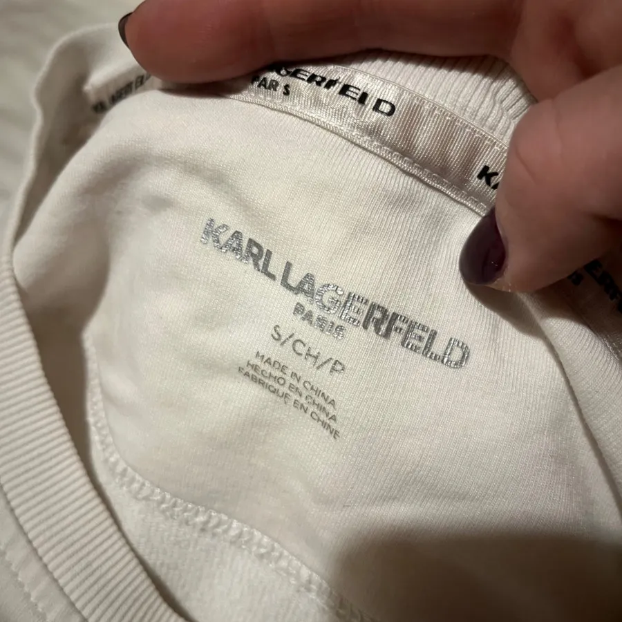 دورس زمستون کارل لگرفلد