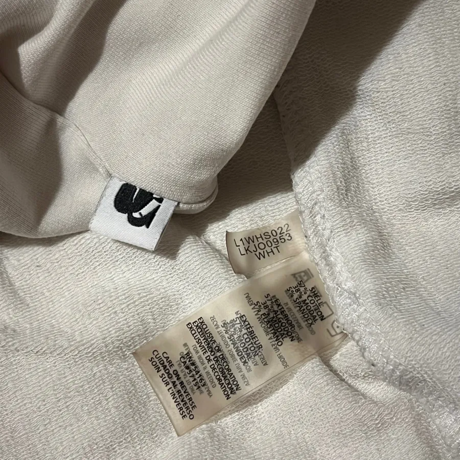 دورس زمستون کارل لگرفلد