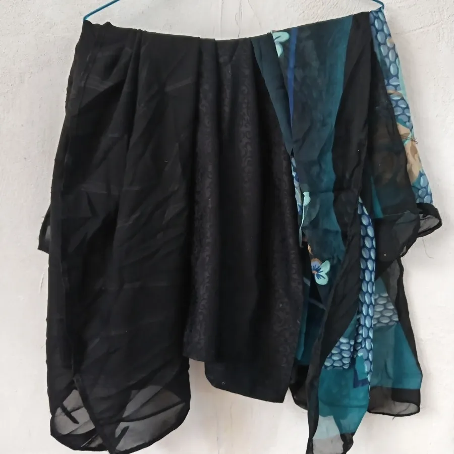 چند عدد روسری