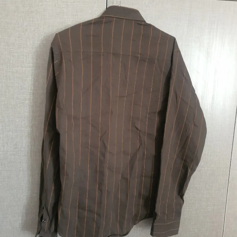 پیراهن مردانه