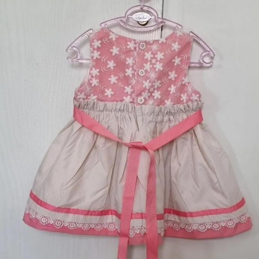 پیراهن دخترانه