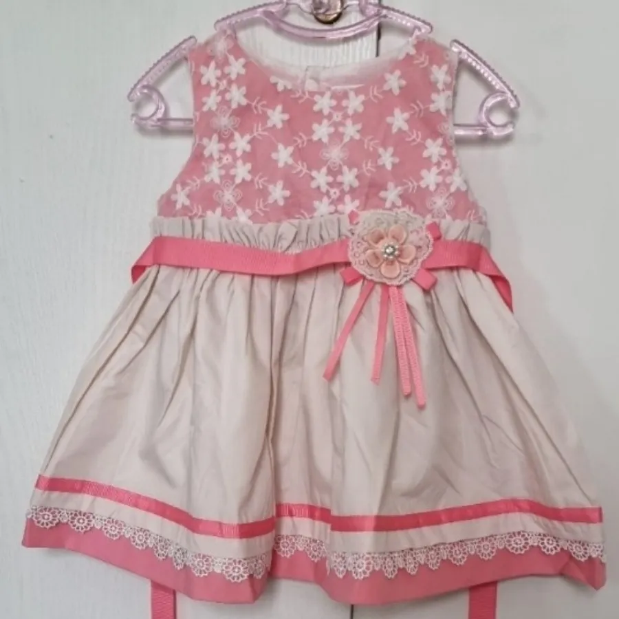 پیراهن دخترانه