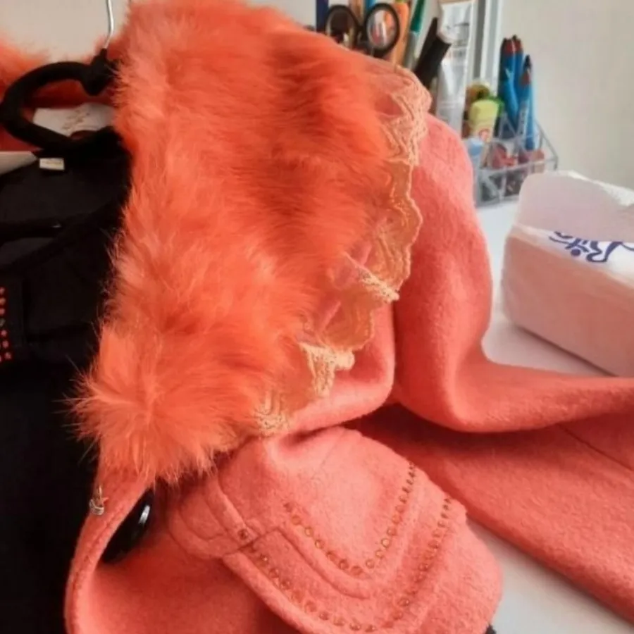 سارافون و کت پشمی خارجی