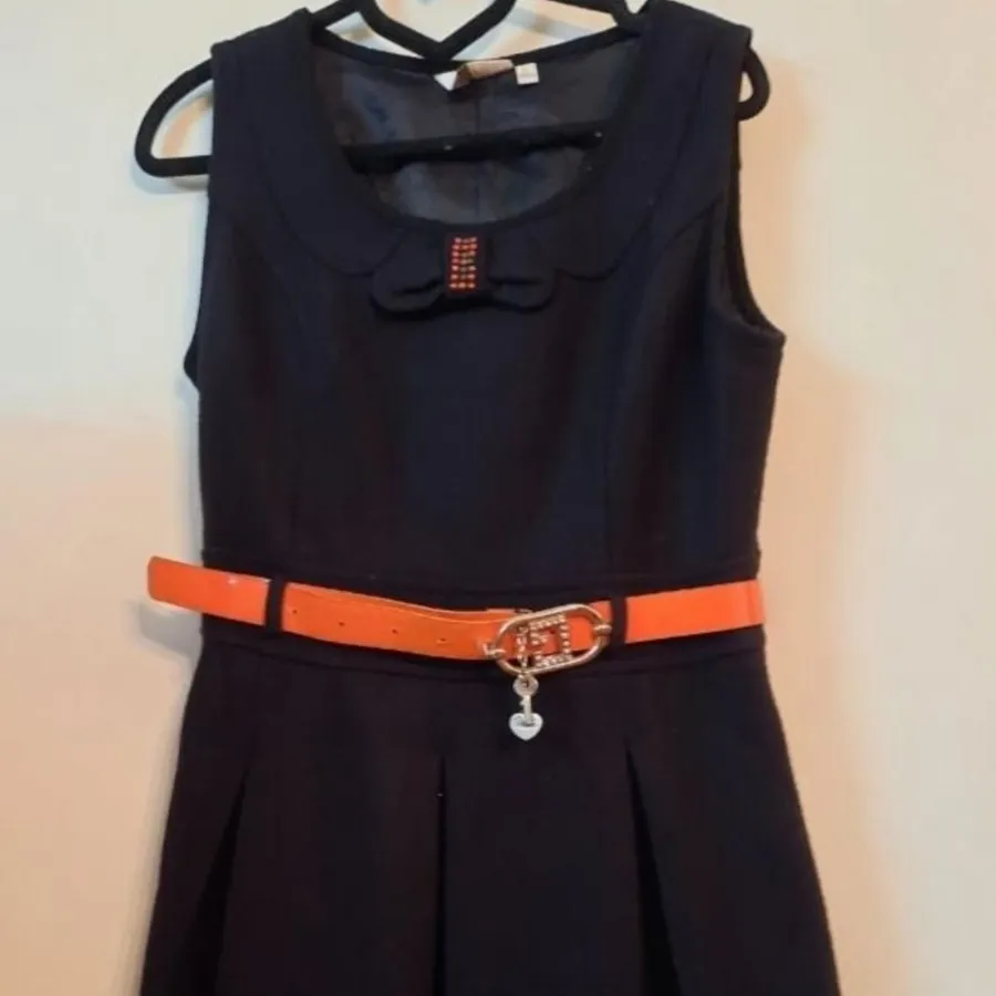 سارافون و کت پشمی خارجی