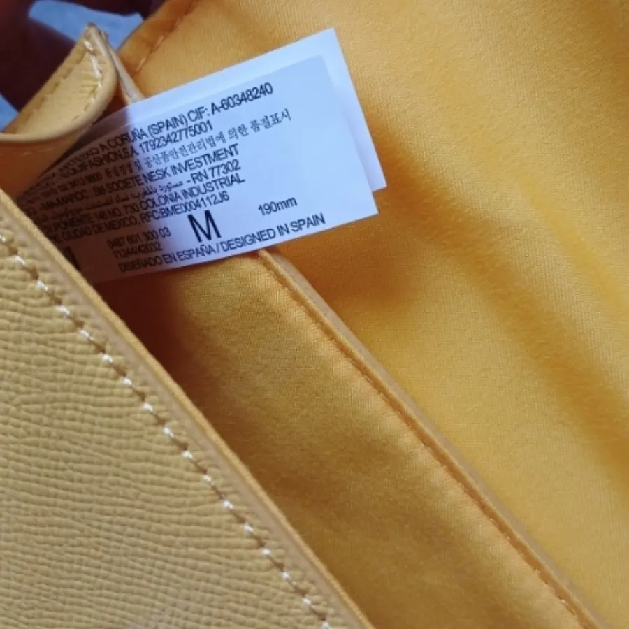 کیف برند stradivarius