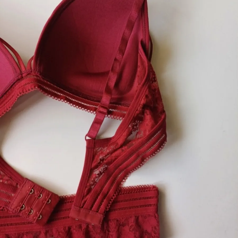 ست شورت و سوتین آناستازیا