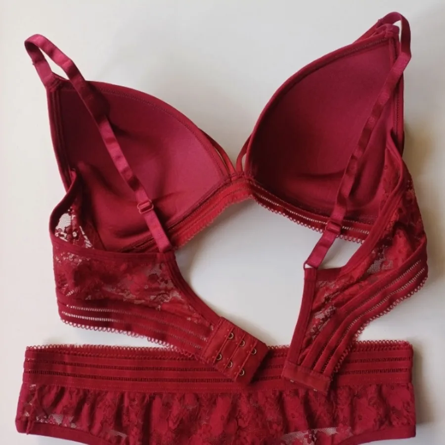 ست شورت و سوتین آناستازیا