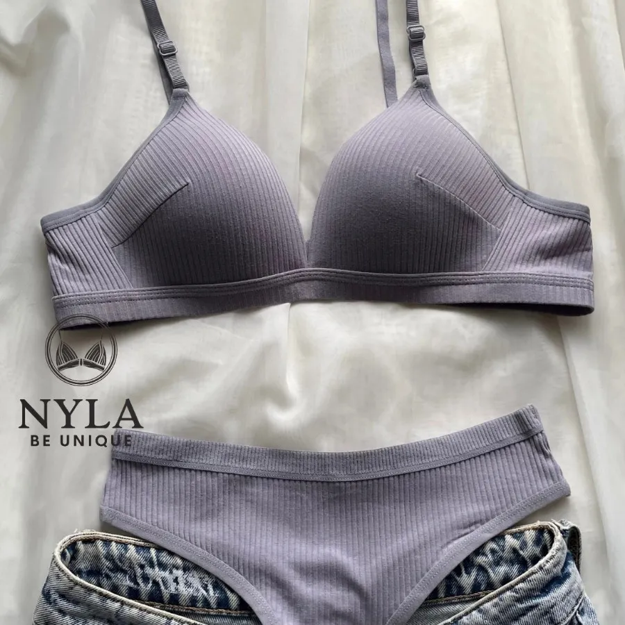 ست لباس زیر آناستازیا