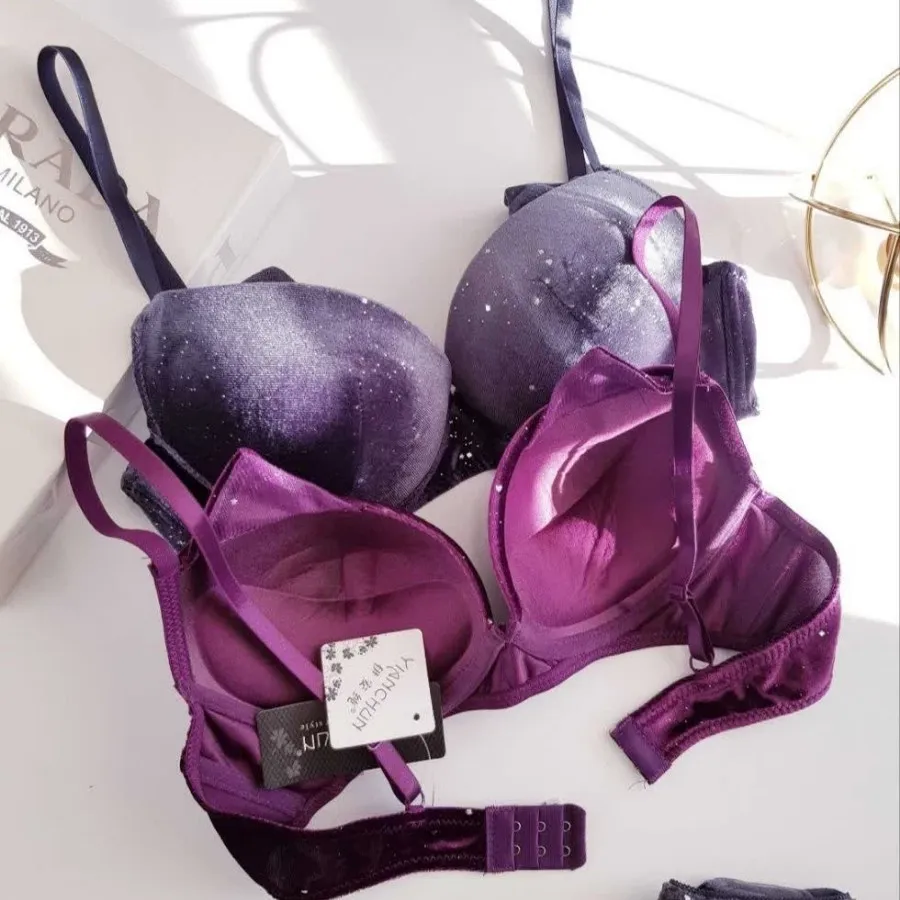 ست لباس زیر مخمل