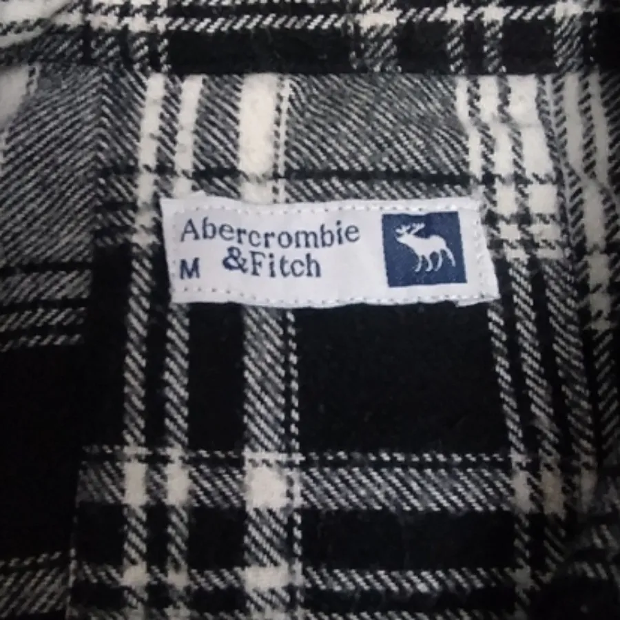 پیراهن پشمی