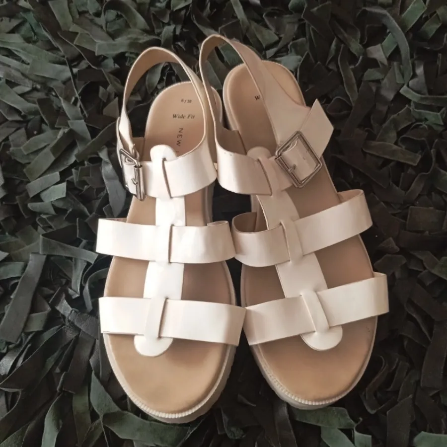 صندل وارداتی