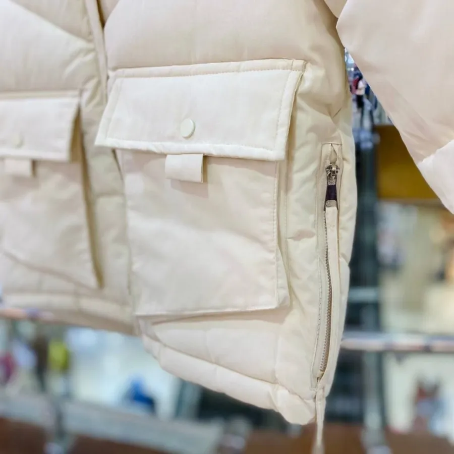 کاپشن داخل استر کلاهدار