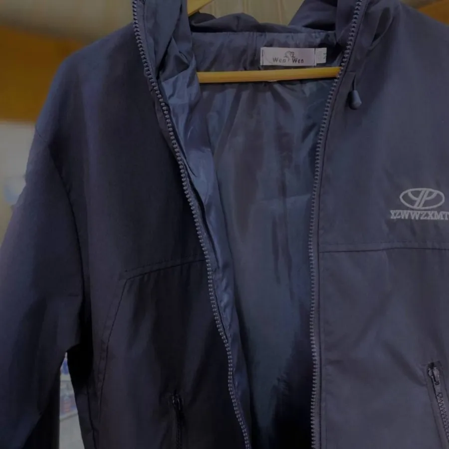 بارونی کلاهدار داخل آستر