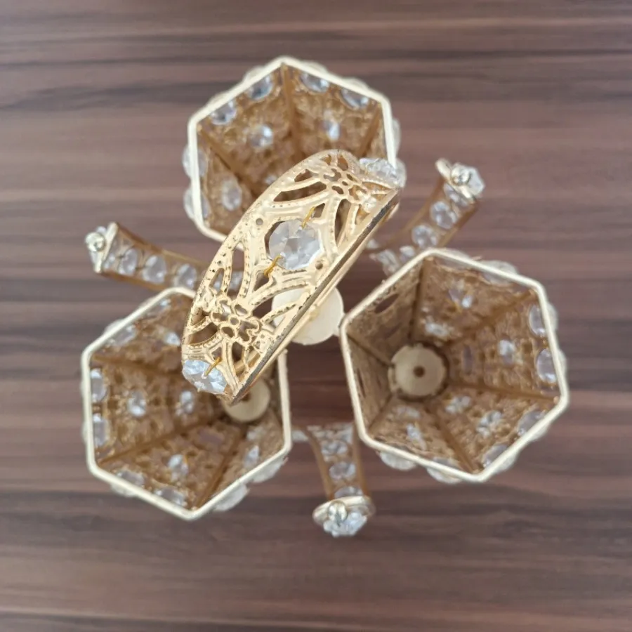 جای کاردوچنگال و...