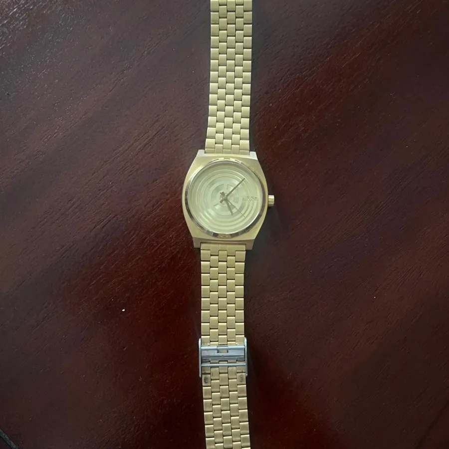 ساعت نیکسون limited