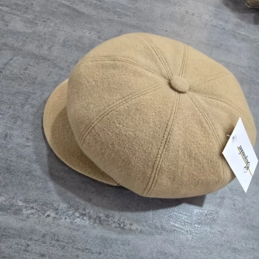 کلاه لبه دار