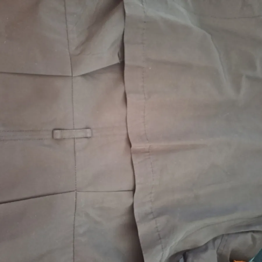 بارانی بسیار زیبا دو فصل