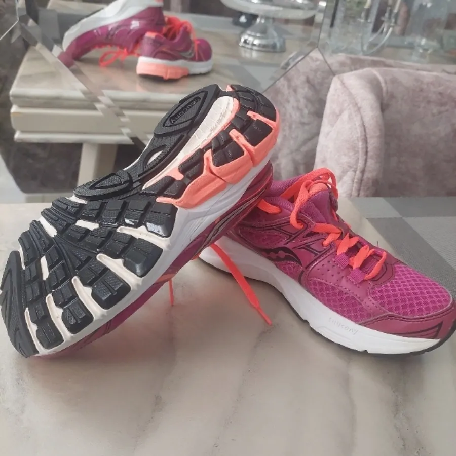 کفش ساکونی اصل