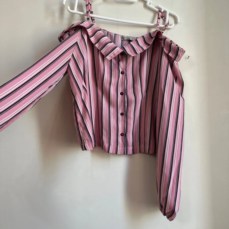 شومیز یقه افتاده