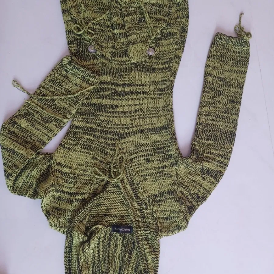 بافت کلاه دار سبز