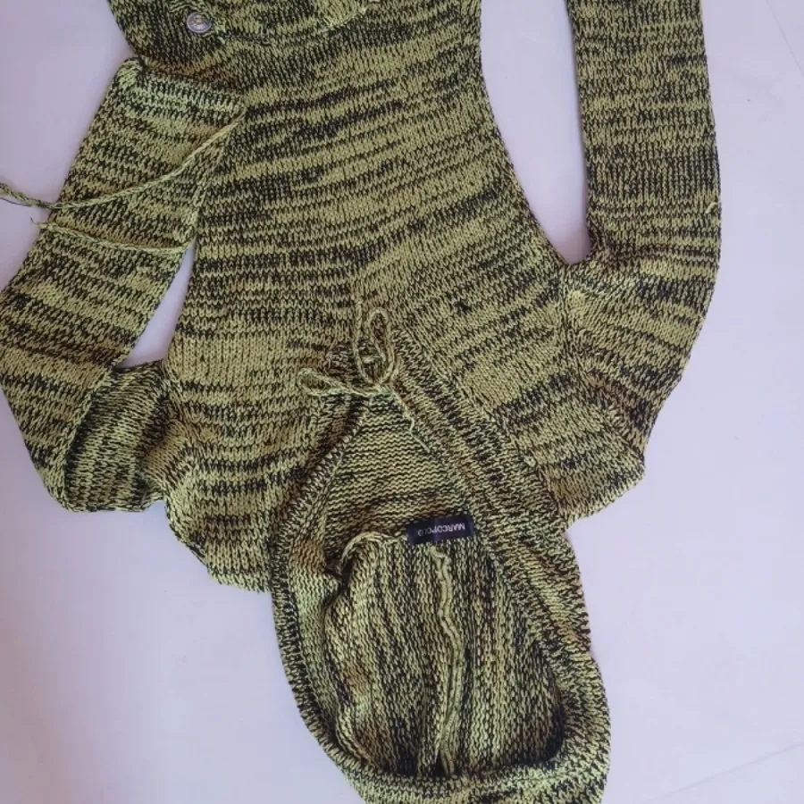 بافت کلاه دار سبز