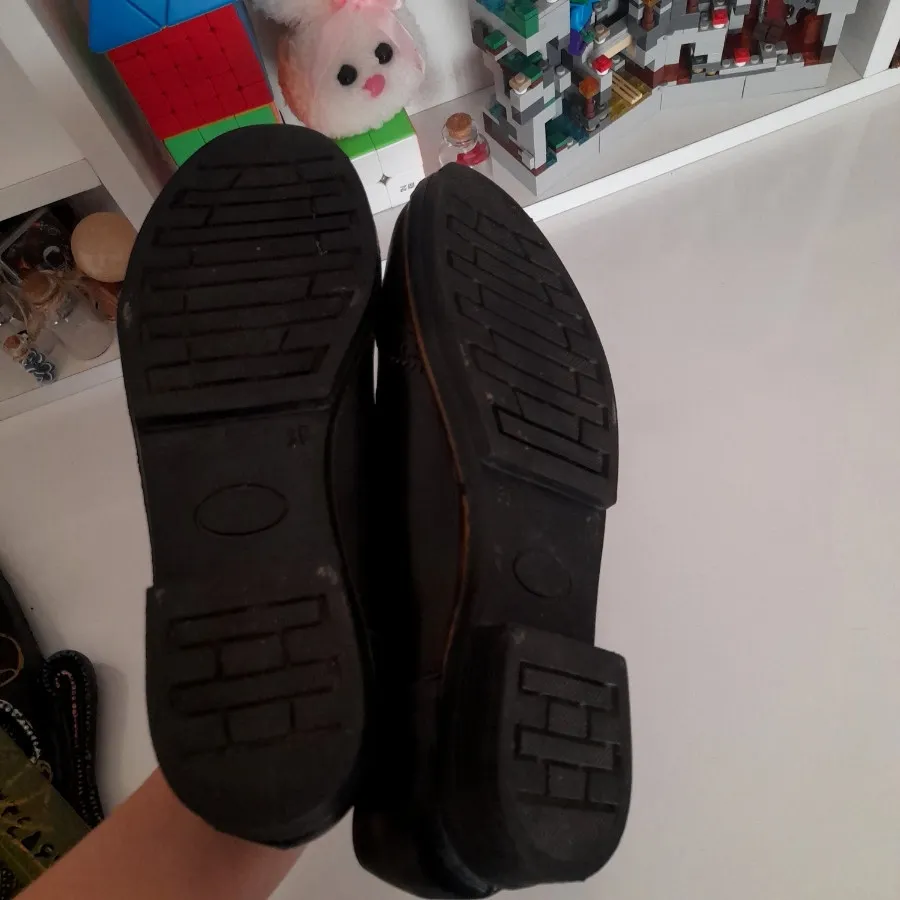 کفش اسپرت سایز 39