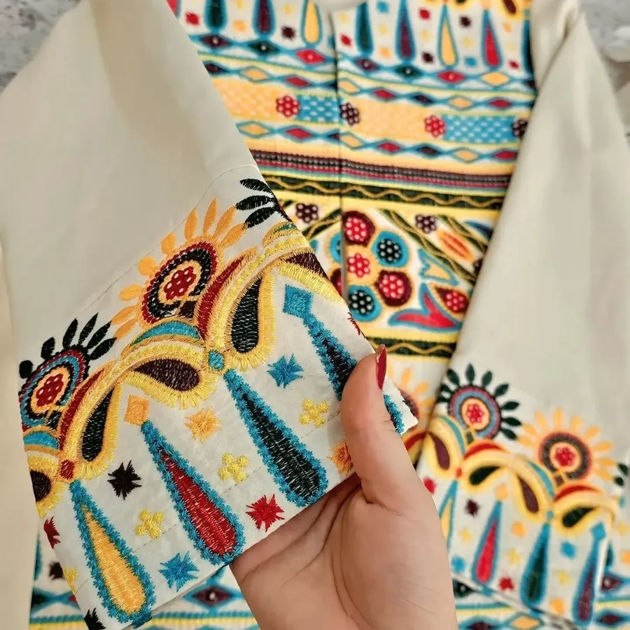 مانتو مجلسی