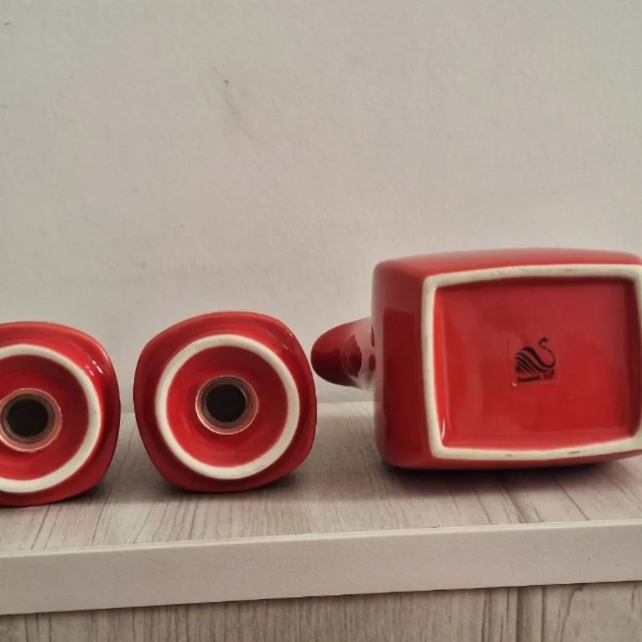 نمکدان و سس خوری suanti