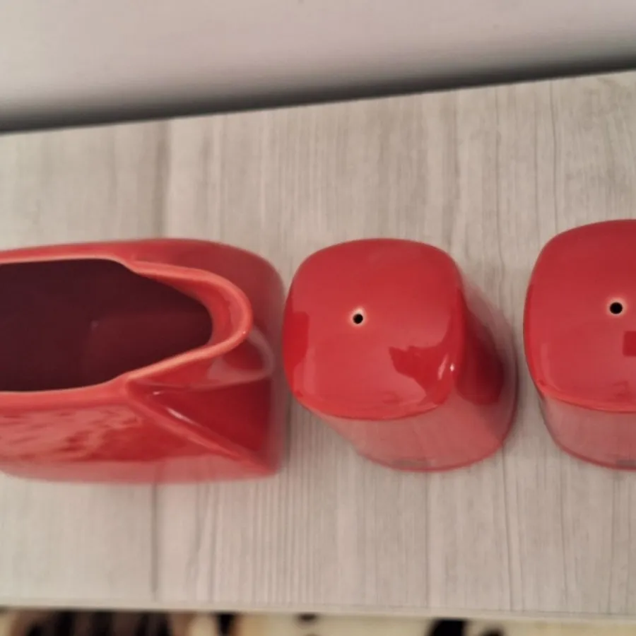 نمکدان و سس خوری suanti