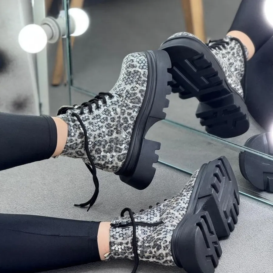 نیم بوت اسپرت پولکی