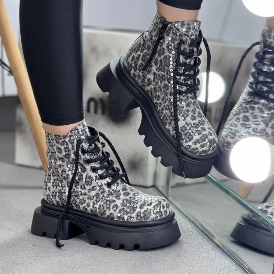 نیم بوت اسپرت پولکی