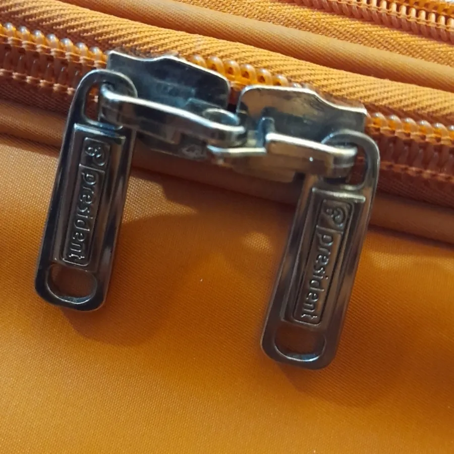 چمدان خارجی