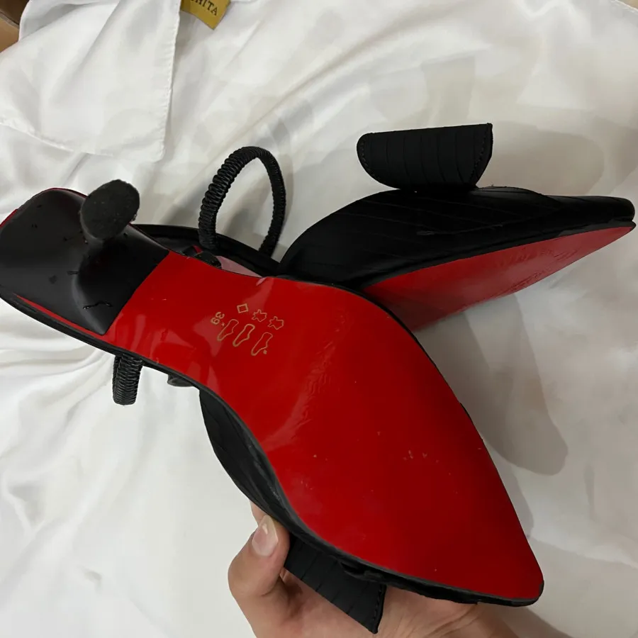 کفش مجلسی زارا مشکی قرمز