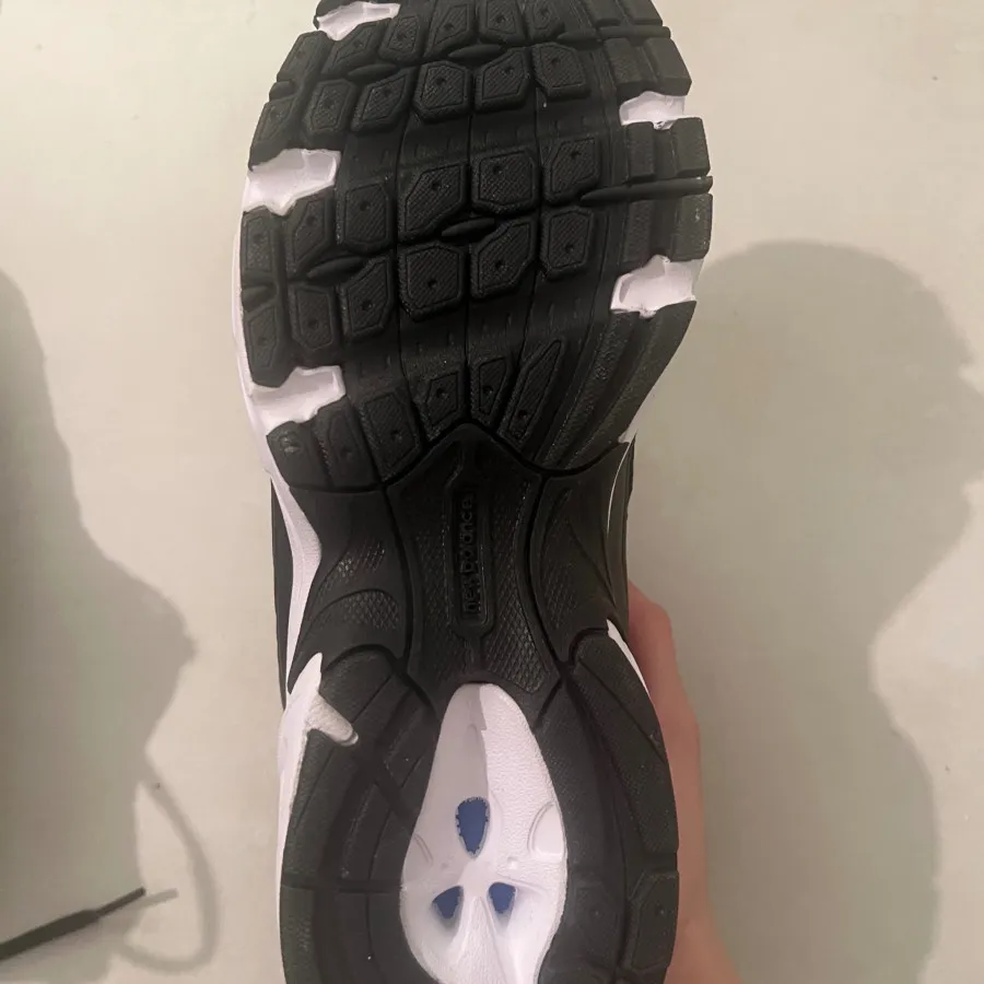 کفش نیو بالانس