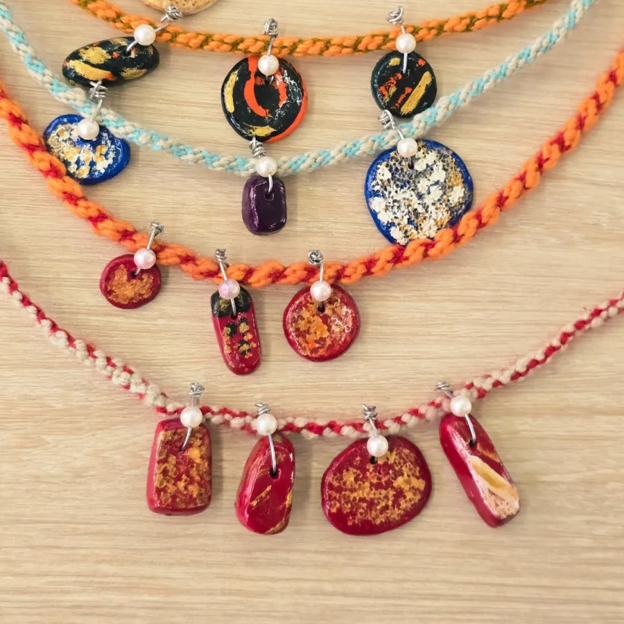 گردنبند دستساز