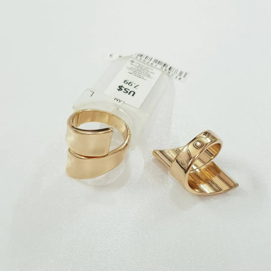 انگشتر مجلسی طلایی درشت