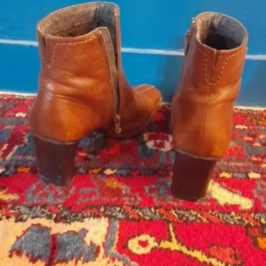 نیم بوت خارجی