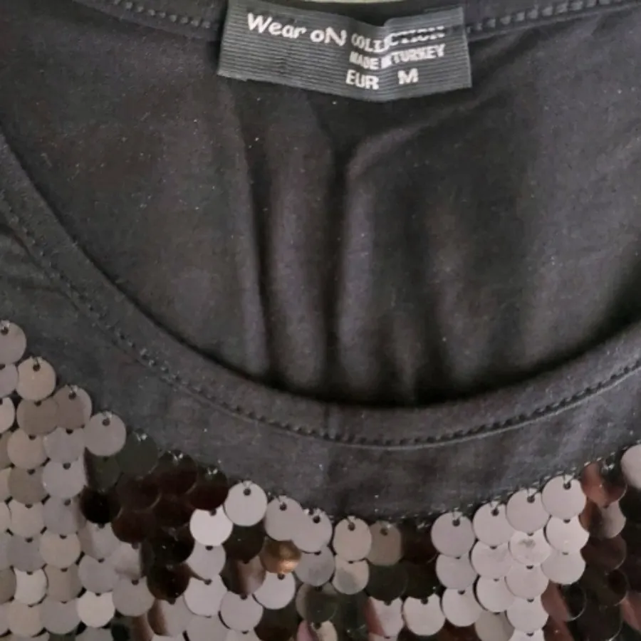 تاپ مشکی پولکی ترک