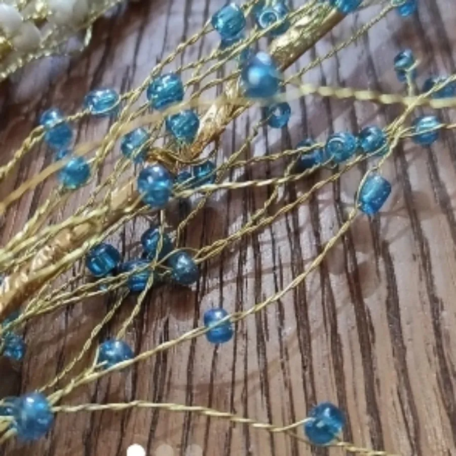 شاخه گل  منجوقی