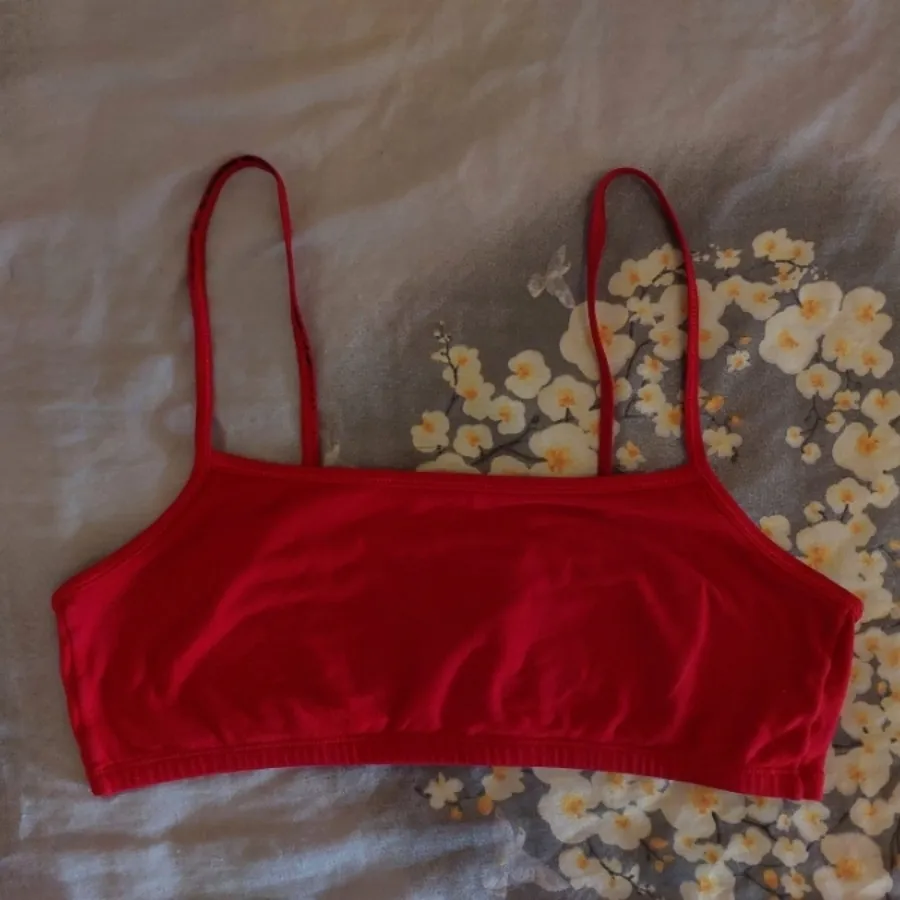 ست کراپ و شلوارک