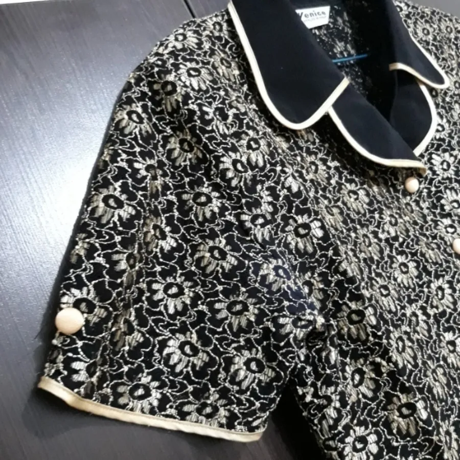 بلوز زنانه آستین کوتاه