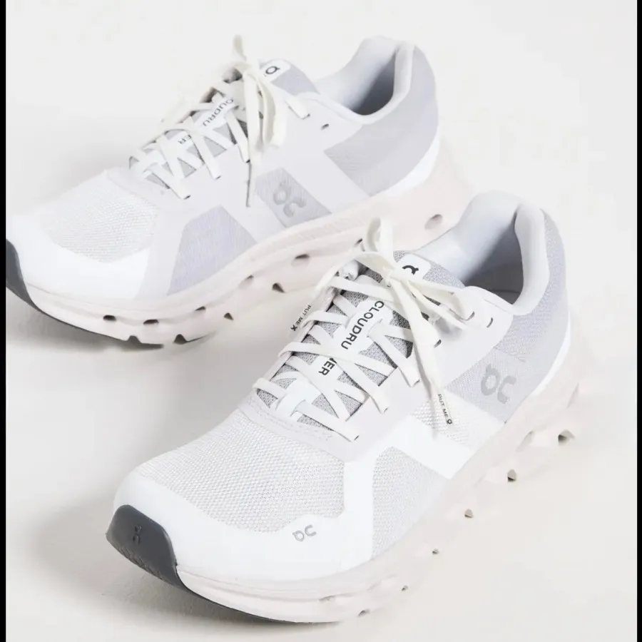 کفش رانر برند ON