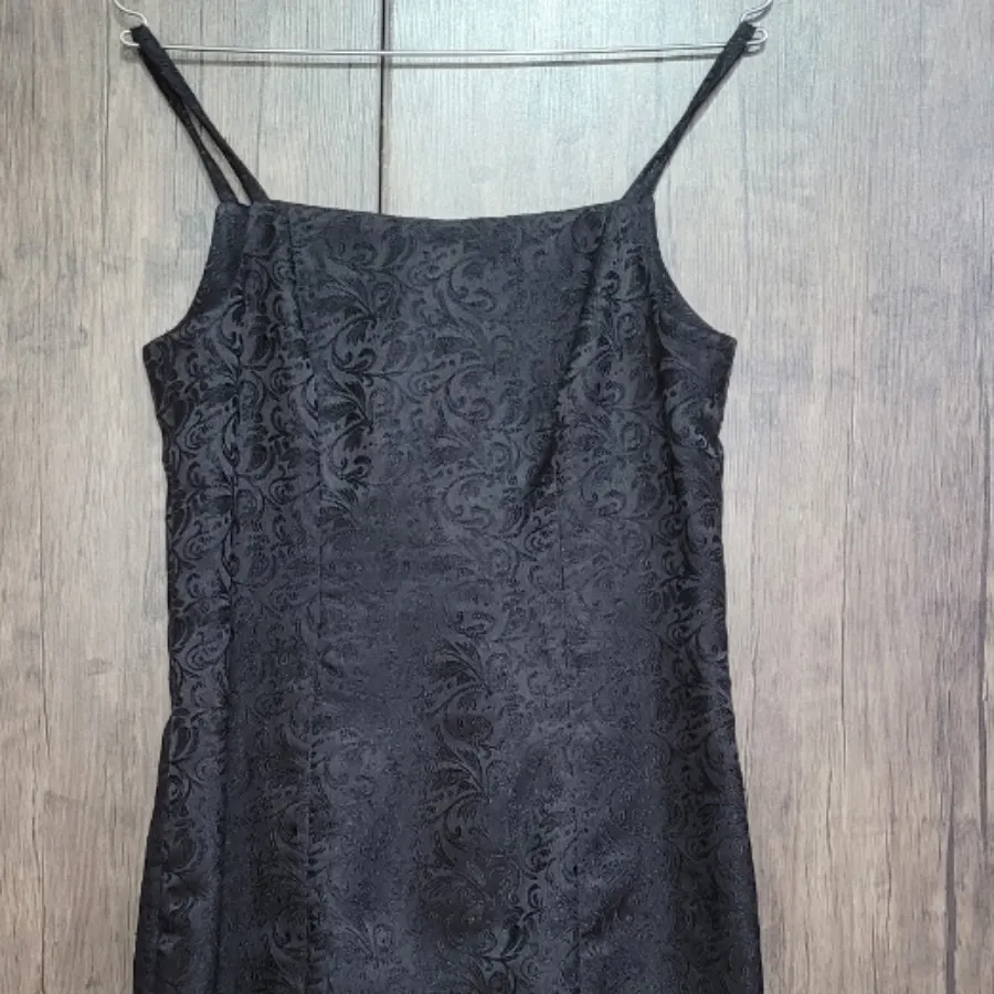 کت و سارافون