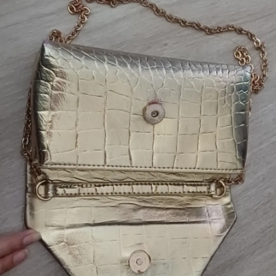 کیف  زنانه طلایی ترک