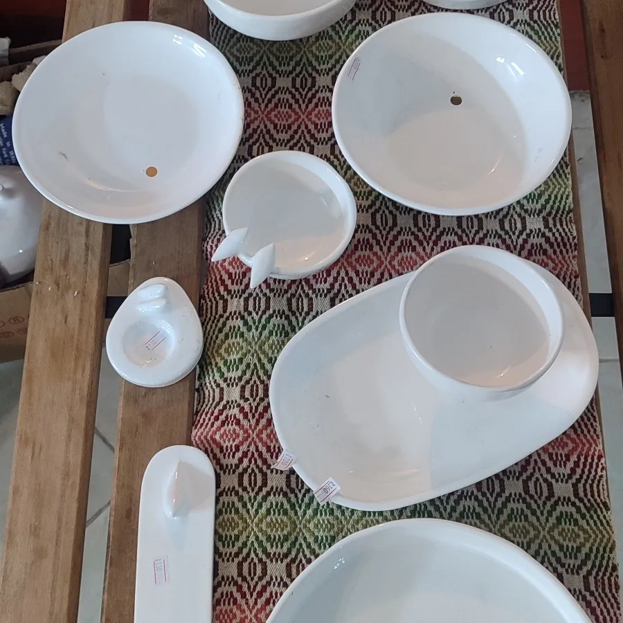 ظروف سفید سرامیکی