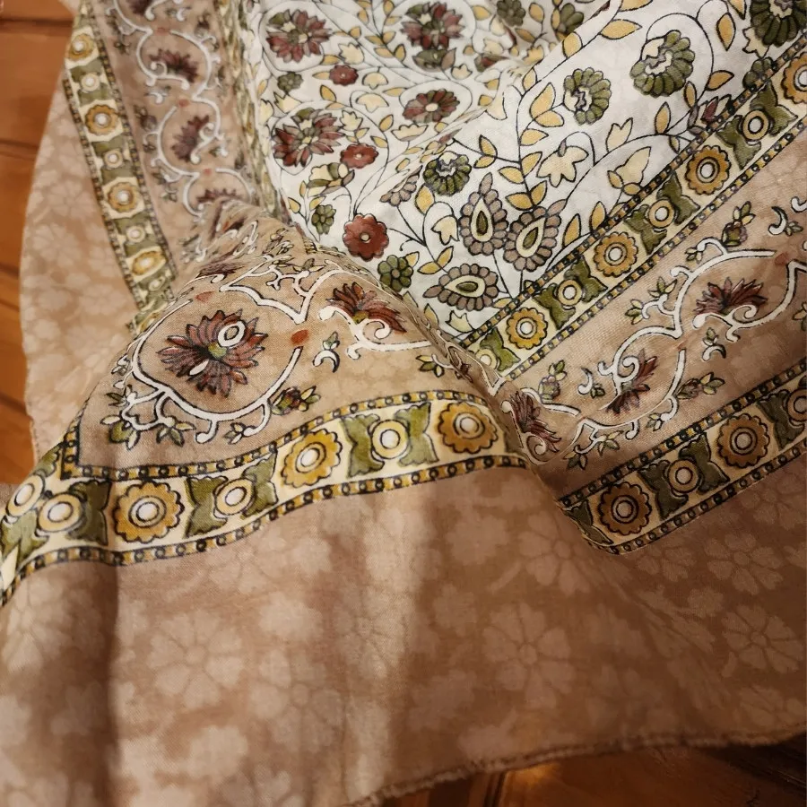 روسری نخی خارجی