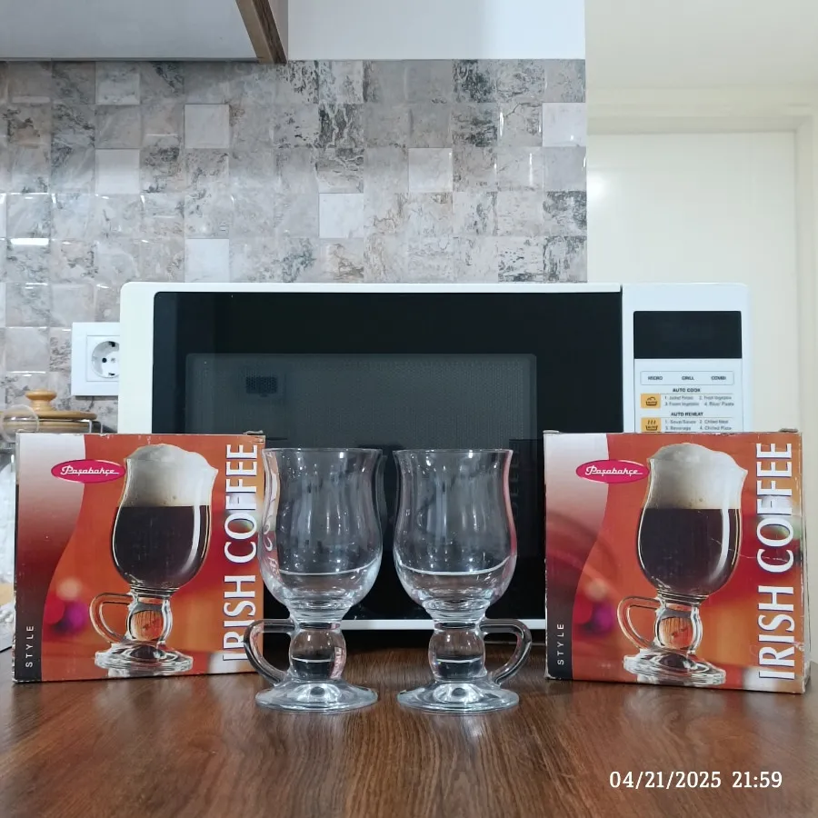 لیوان قهوه خورپایه دارترک