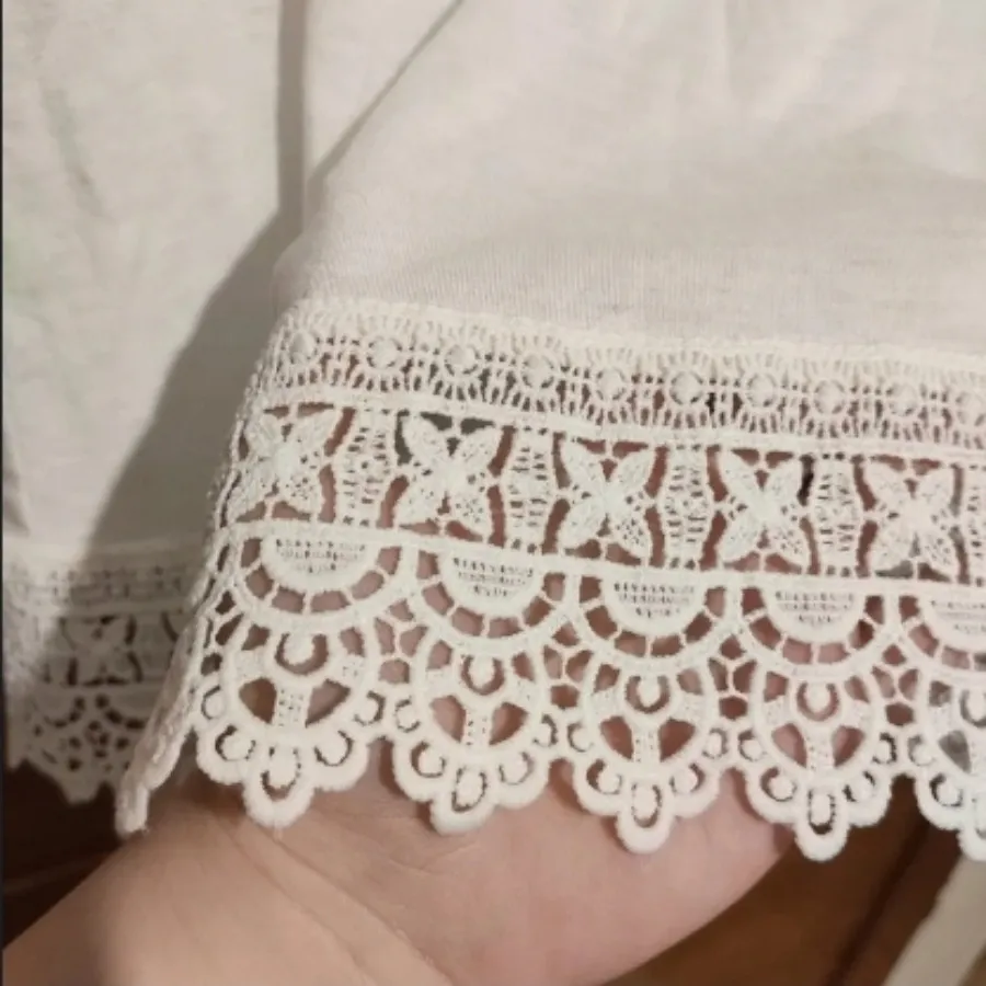 تیشرت سفید اسمارا